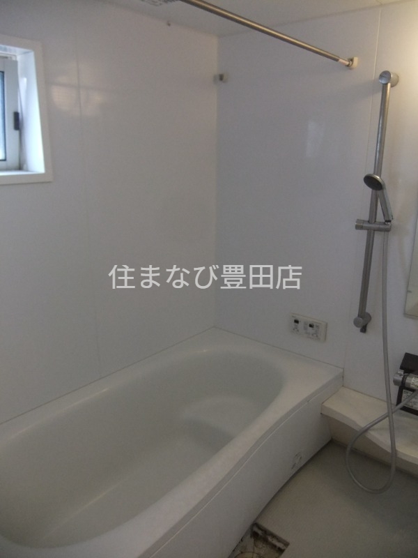 バス・シャワールーム　同型別部屋写真