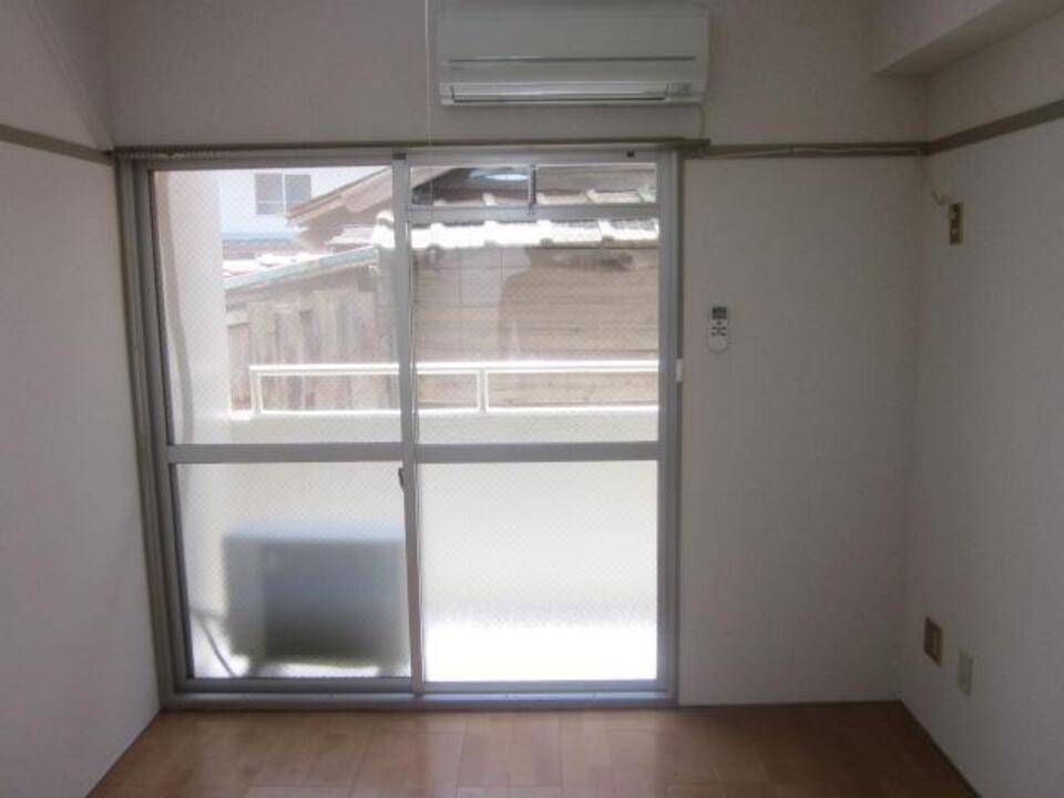 駐車場　駐輪場