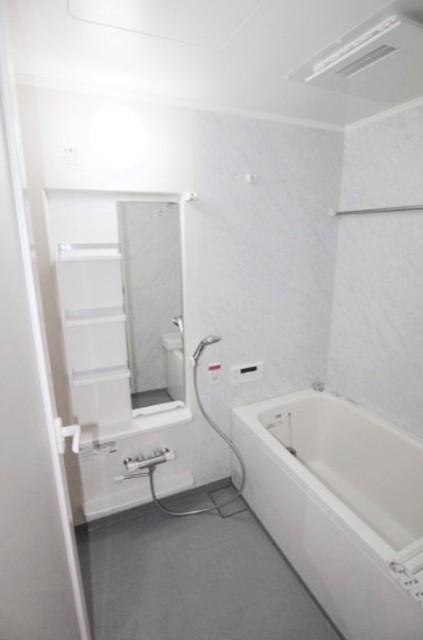 バス・シャワールーム　同仕様写真