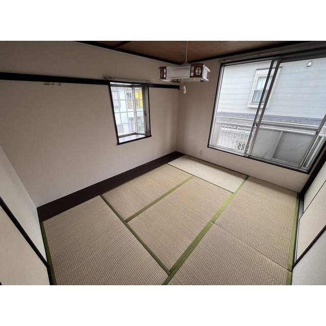 居室・リビング　角部屋・２面採光