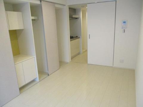 居室・リビング　室内