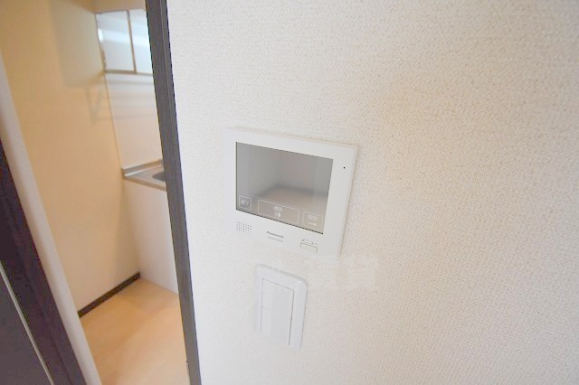 セキュリティ　モニター付きインターフォン