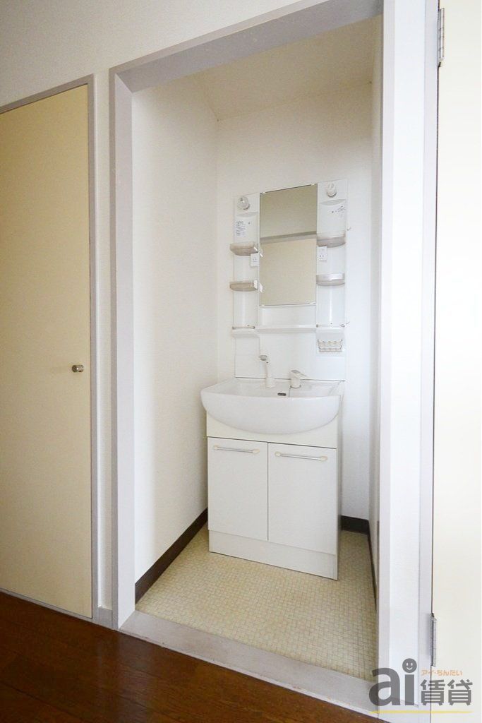 洗面設備　同仕様写真