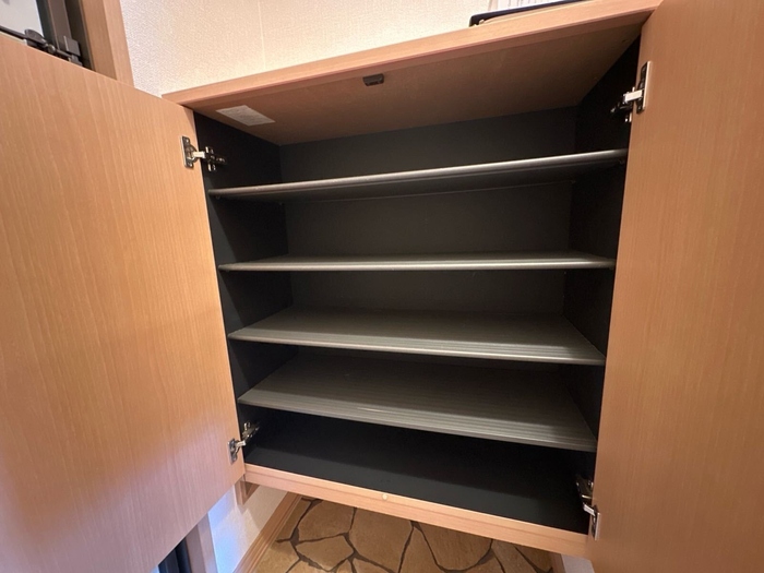 収納　シューズボックス