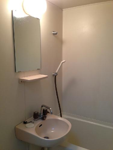 バス・シャワールーム　バス・トイレ別のセパレートタイプ