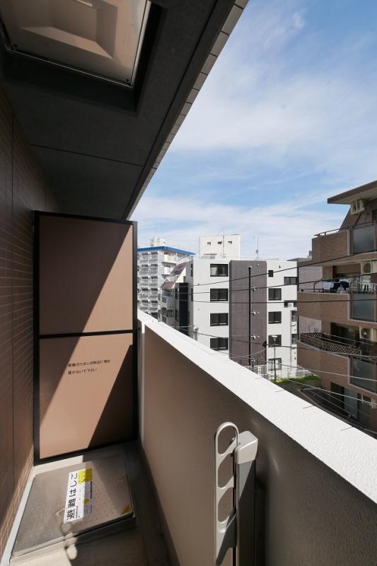 バルコニー　バルコニーがあります。