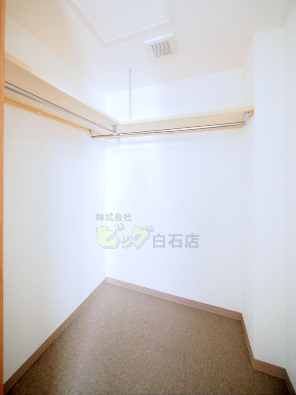 収納　広々ウォークインクローゼット完備しています♪