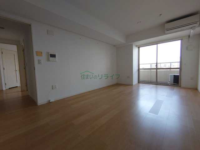 居室・リビング　河田町ガーデン