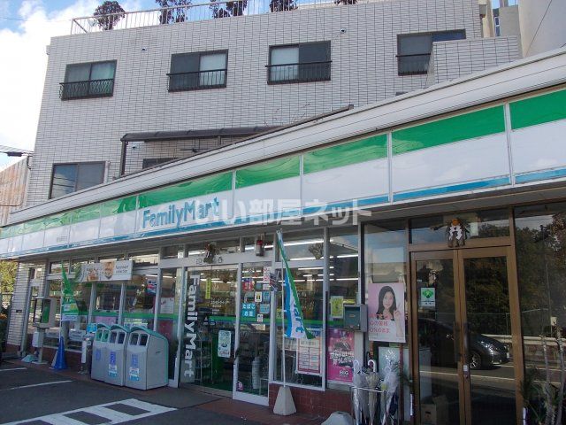 コンビニ　ファミリーマート 堀池石田店（コンビニ）まで1207m