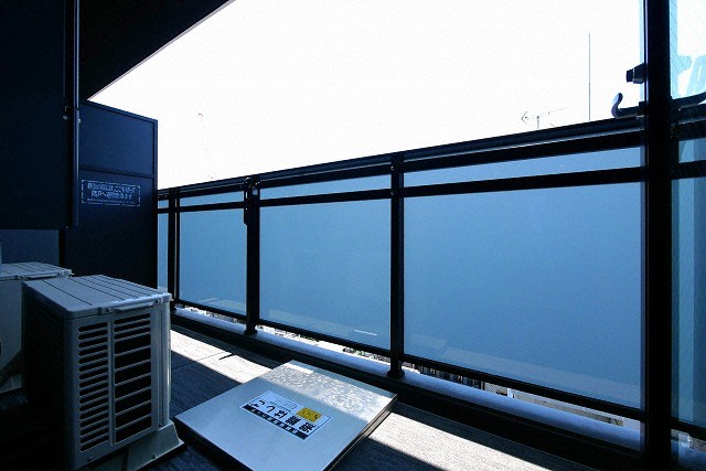 バルコニー　外からの目が気にならないバルコニーで洗濯物が干せます