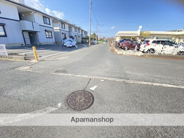 その他　前面道路（その他）まで0m