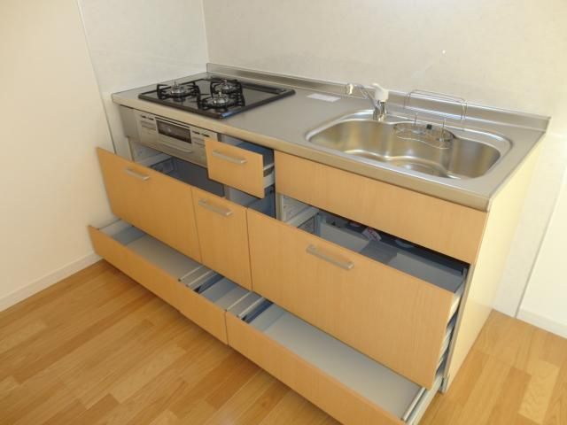 キッチン　きれいなキッチンです