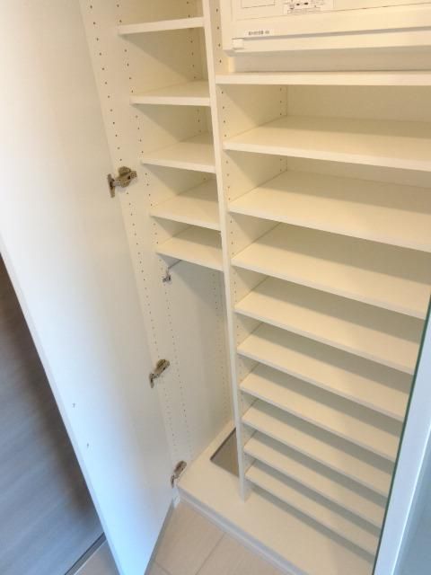 玄関　玄関・シューズボックス