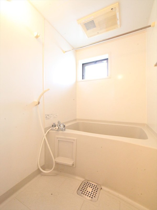 バス・シャワールーム　バスルーム