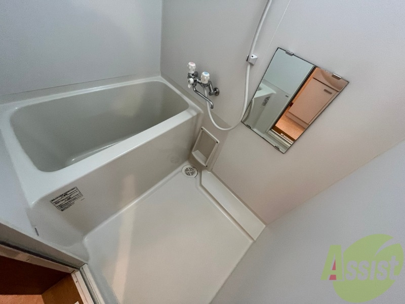 バス・シャワールーム　お風呂です。ゆっくりお風呂につかるのも体に良いですね～