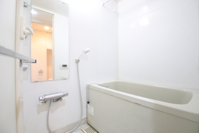 バス・シャワールーム　※別室の参考写真の為、現況優先です。