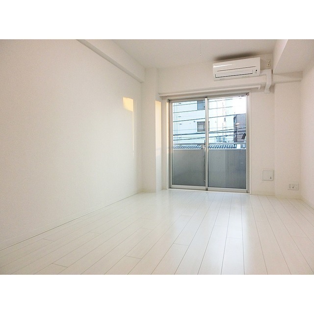 居室・リビング　※同タイプ別室写真