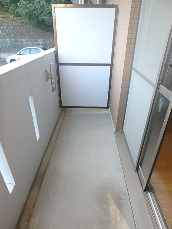 バルコニー　図面と現状に相違がある場合には現状を優先