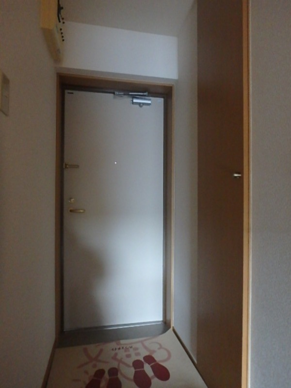 玄関　図面と現状に相違がある場合には現状を優先