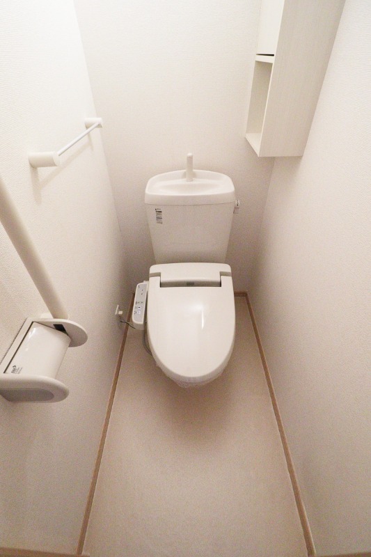 トイレ　図面と現状に相違がある場合には現状を優先