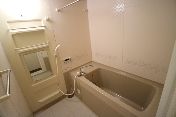 バス・シャワールーム　浴室