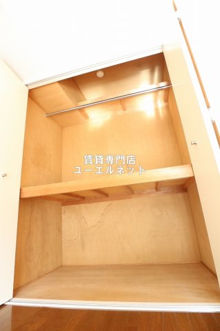 収納　クローゼット付きでお部屋もスッキリ♪