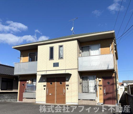 建物外観　グランティワカサ・軽量鉄骨造