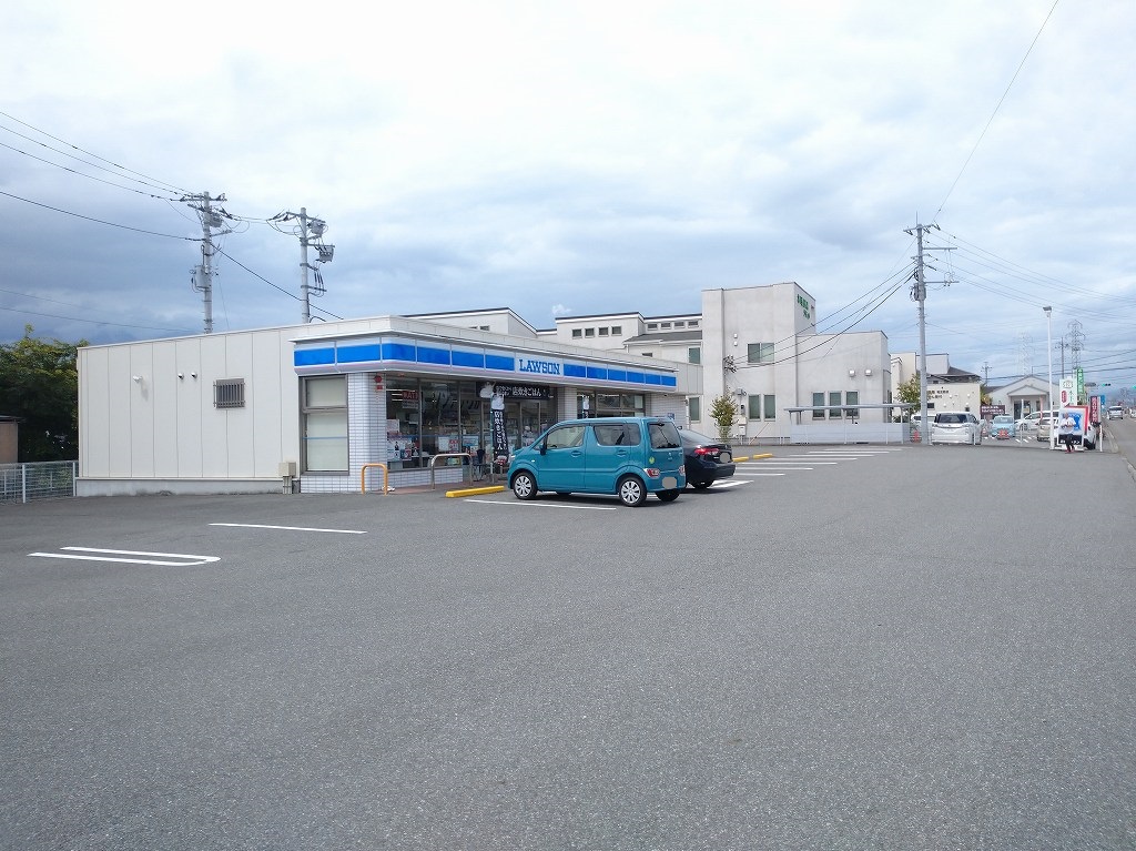 コンビニ　ローソン甲斐玉川店（コンビニ）まで780m