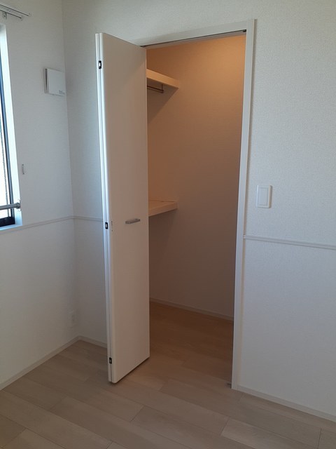 収納　ウォークインクローゼット