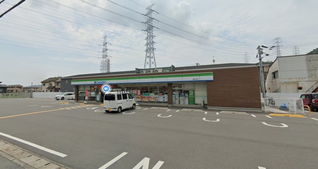 コンビニ　ファミリーマート　姫路北原店（コンビニ）まで400m