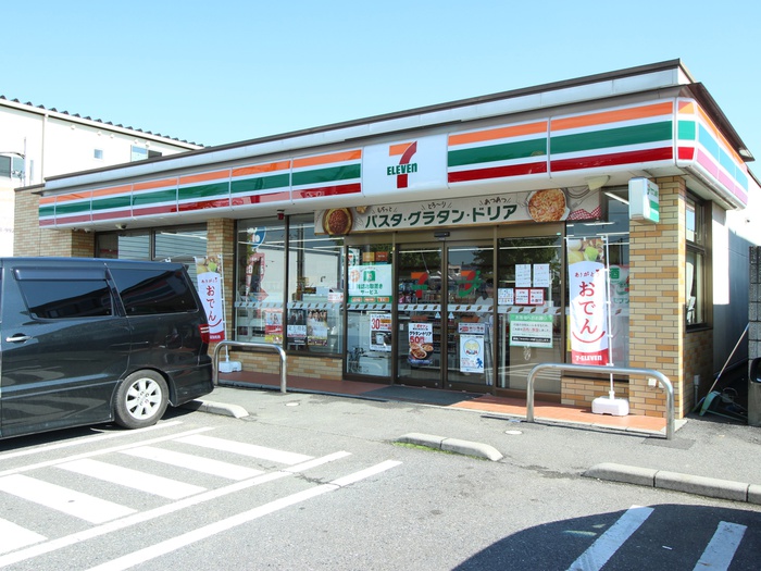 コンビニ　セブンイレブン　弥十郎店（コンビニ）まで550m