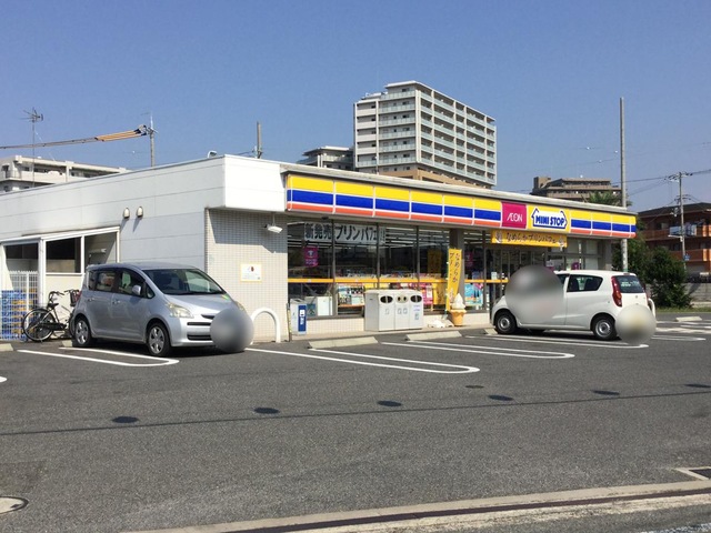 コンビニ　ミニストップ堺津久野町店（コンビニ）まで1035m