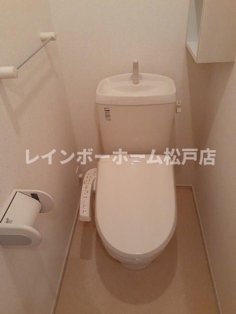 トイレ　ゆったりとした空間のトイレです
