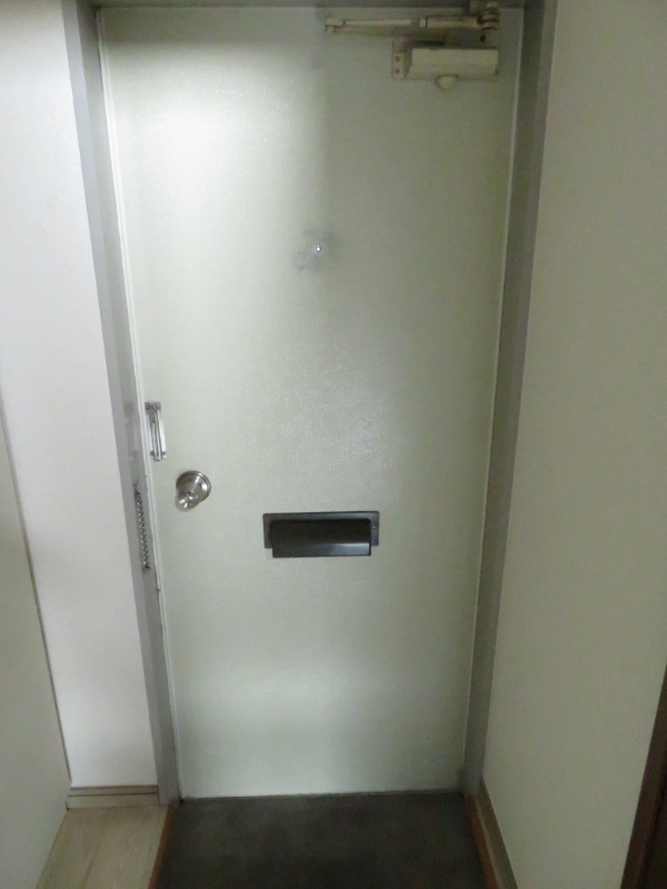 玄関　※別部屋写真参照