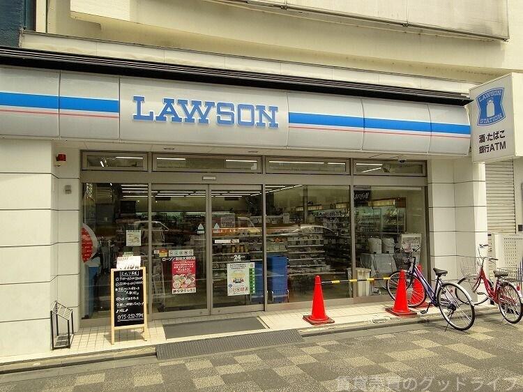 コンビニ　ローソン御池笹屋町店（コンビニ）まで144m
