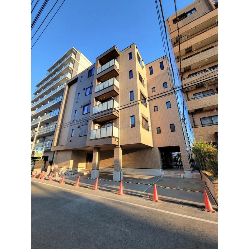 建物外観　☆存在感を放つ外観☆