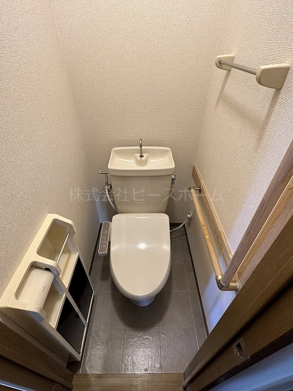 トイレ　※別号室参考写真