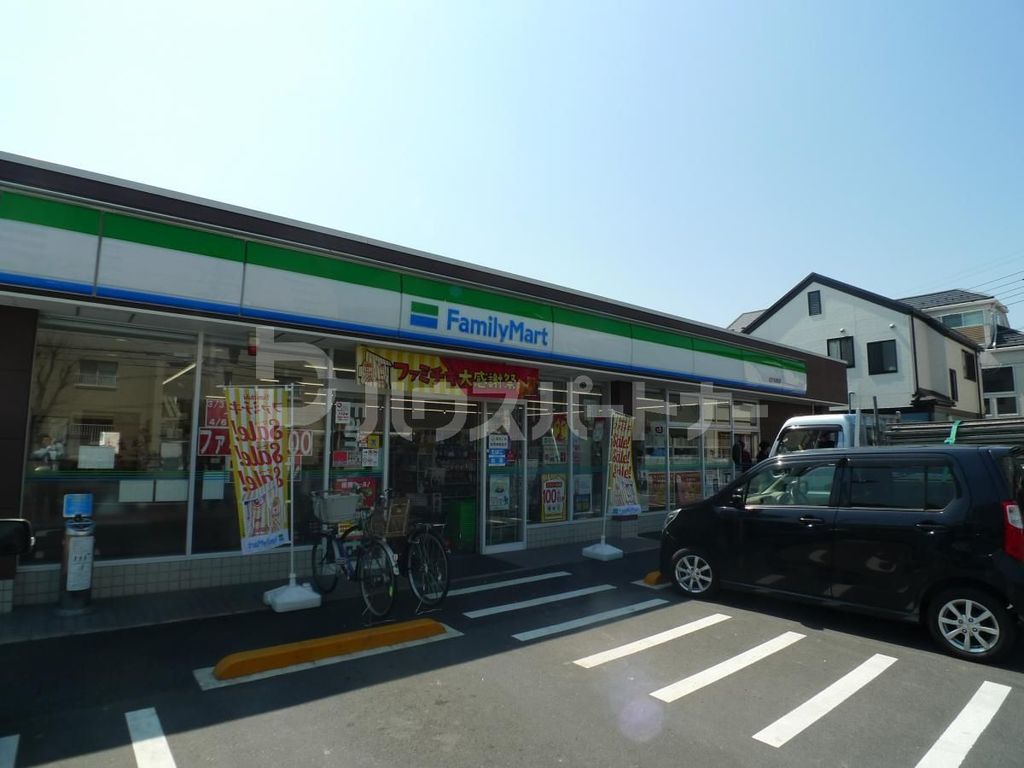 コンビニ　ファミリーマート松戸栄町店（コンビニ）まで600m