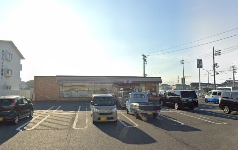 コンビニ　セブンイレブン　岡山藤崎東店（コンビニ）まで590m
