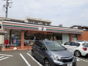 コンビニ　セブンイレブン横浜すすき野２丁目店（コンビニ）まで130m