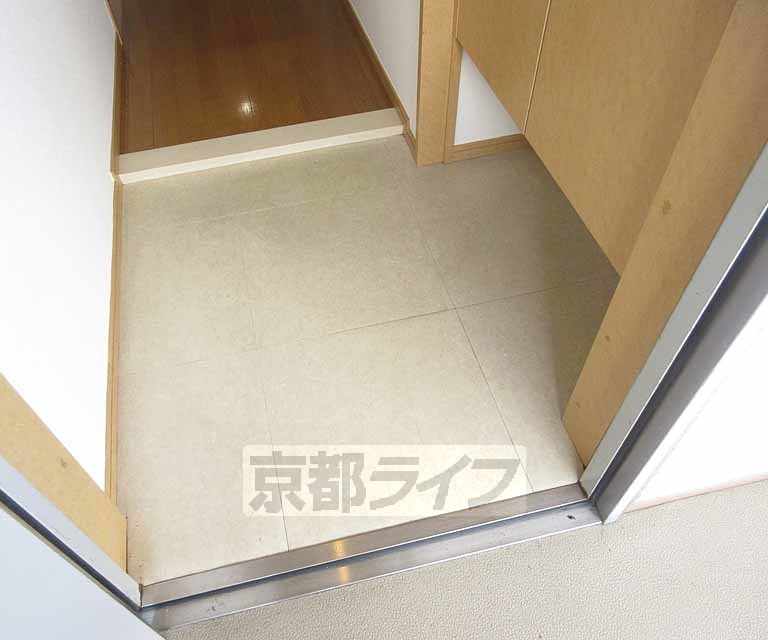 玄関　玄関部分です。