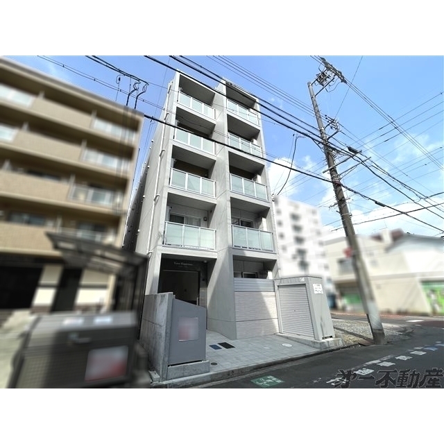 エントランス　建物外観