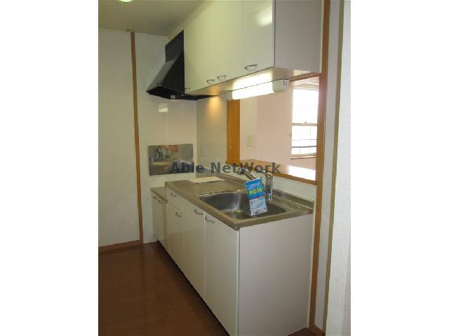 名鉄三河線 北新川駅 徒歩10分 2階建 築20年のキッチン写真