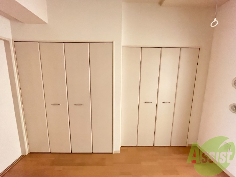 収納　クローゼットです。大きい荷物もしまうことができます。