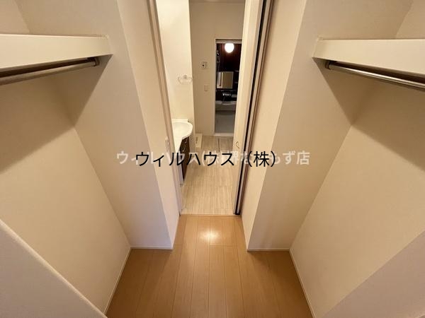 収納　ウォークスルークローゼット！