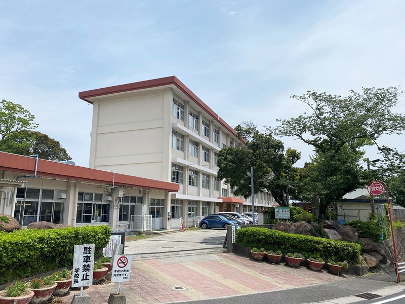 小学校　鹿児島市立錦江台小学校（小学校）まで900m