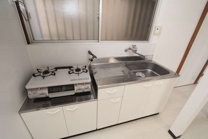 太間東町13-14貸家のキッチン写真