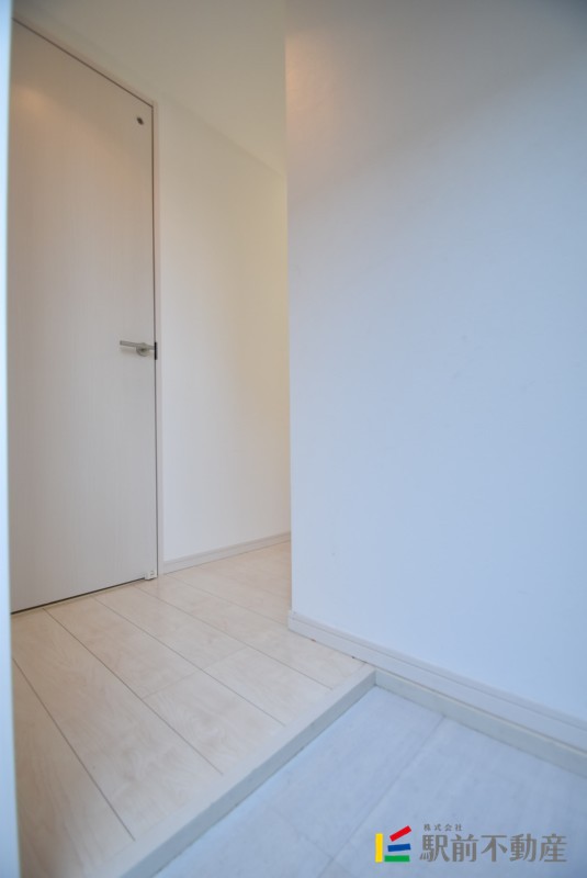 玄関　※同マンション別部屋