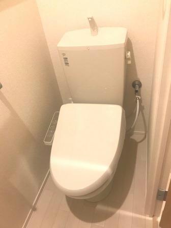 トイレ　設備が現物と異なる場合があります
