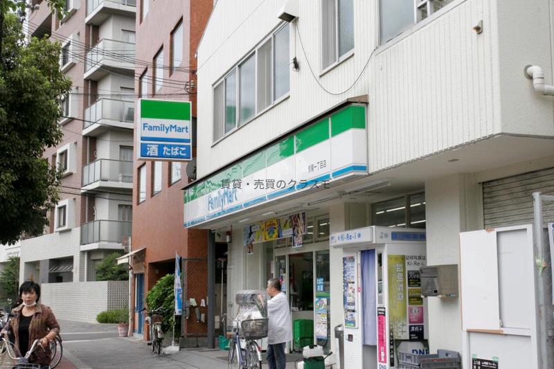 コンビニ　ファミリーマート泉尾一丁目店（コンビニ）まで70m